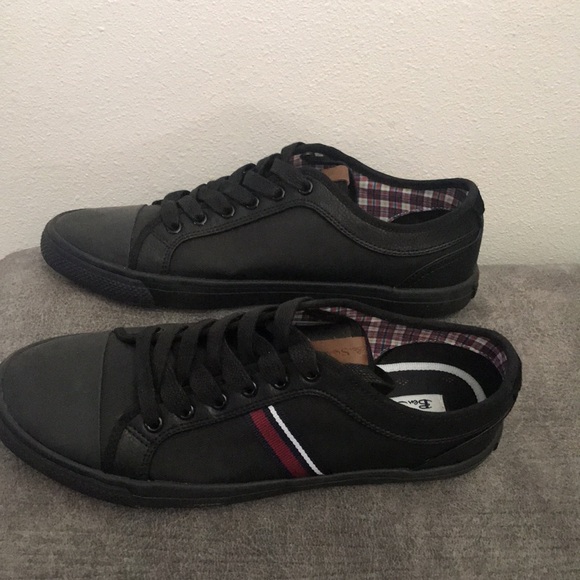 Ben Sherman Braydon Oxford mens athletic, black with stripe, ties, size 8 wi… main image 8